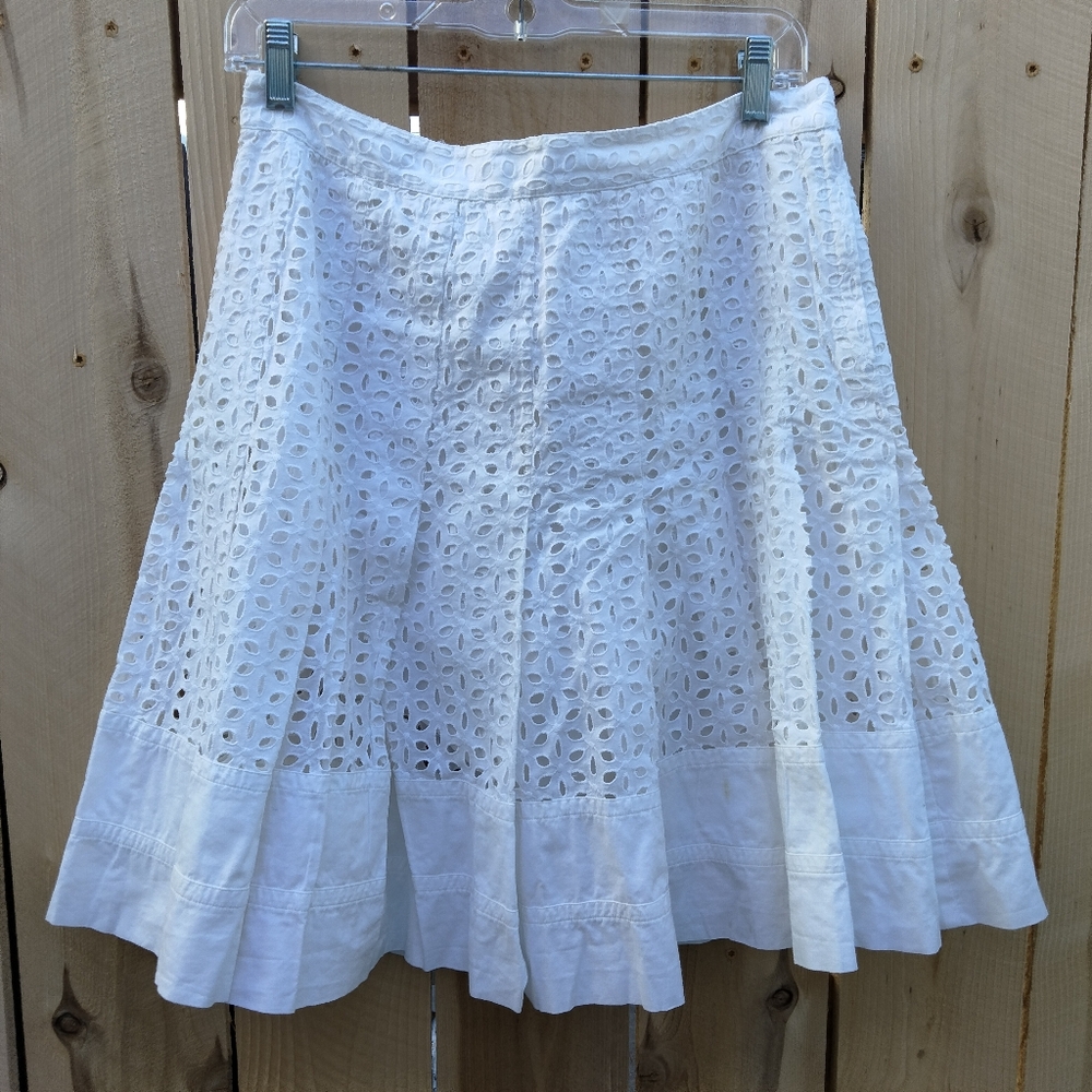 Club Monaco White Lace Eyelet A Line Skirt Women's Sz Small Medium Lined Pleated